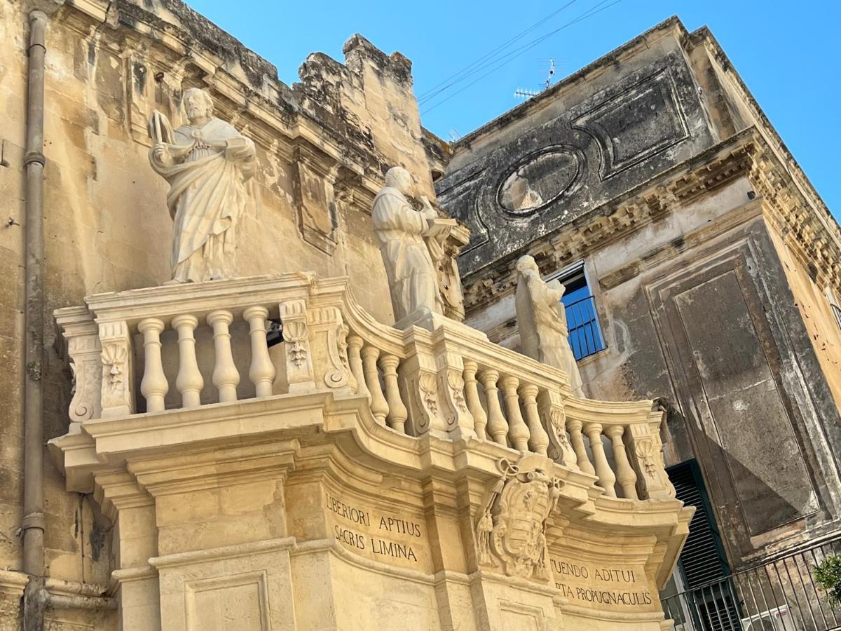 Ai Propilei Del Duomo Luxury Suite Lecce Eksteriør bilde